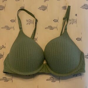 Victoria’s Secret THE T-SHIRT Bombshell Push-Up Bra – Sage Green (32D)